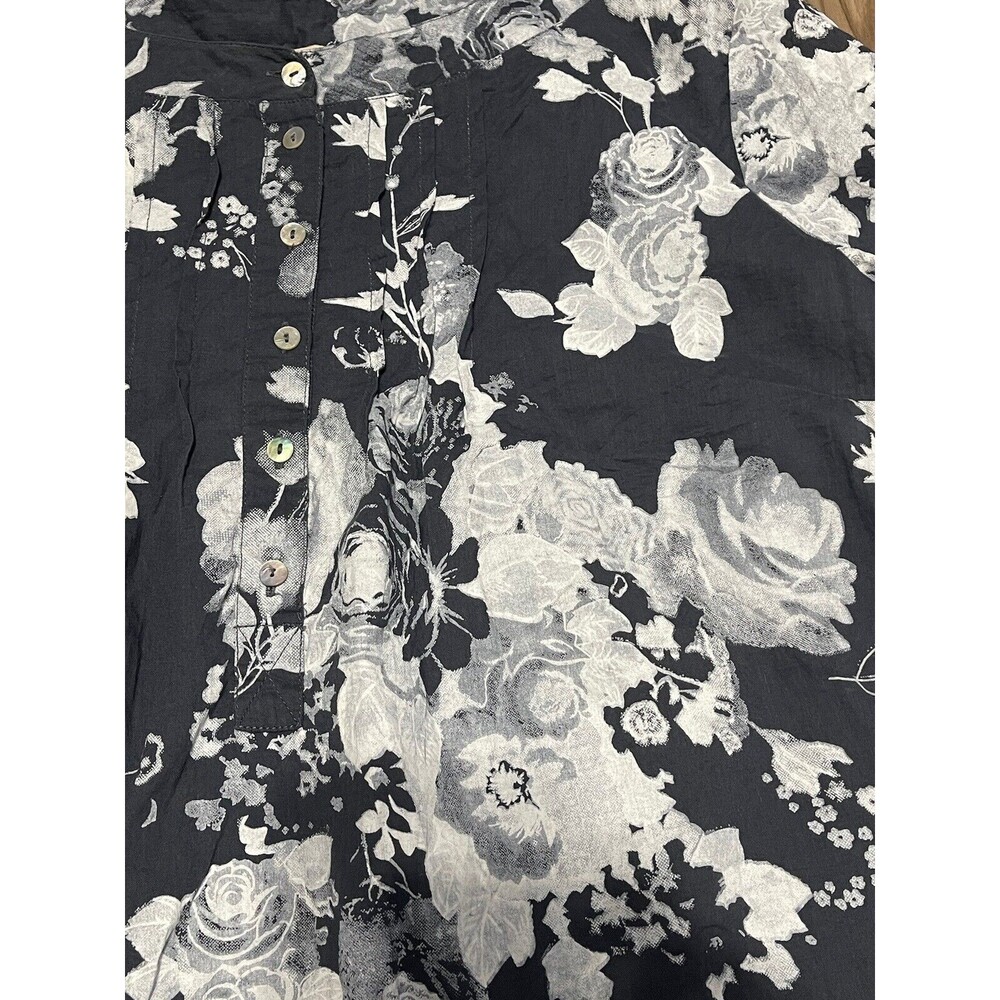 Soft Surroundings Womens Size L Blue Tuberosa Floral Blouse Roll Tab Sleeve - Picture 2 of 10